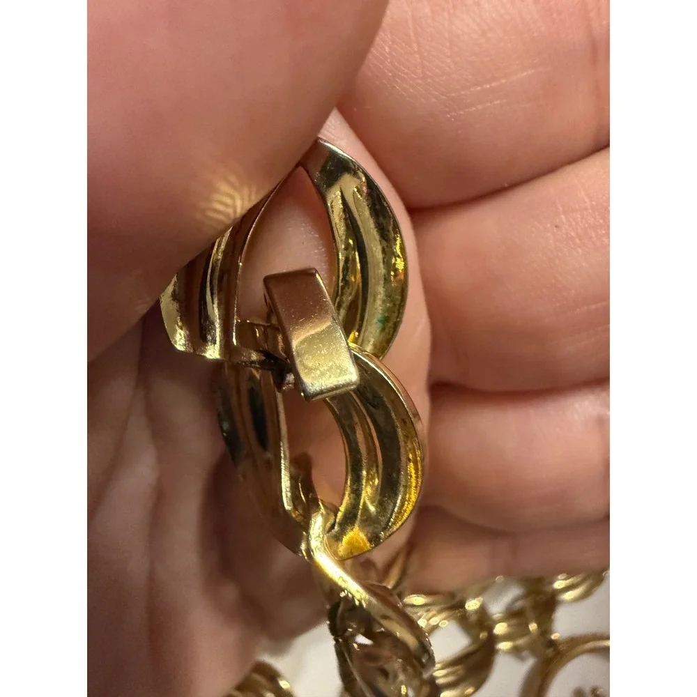 Unbranded vintage gold